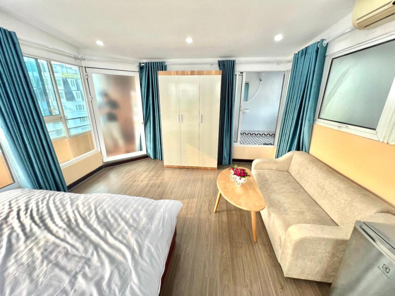 T - Khách sạn 4*