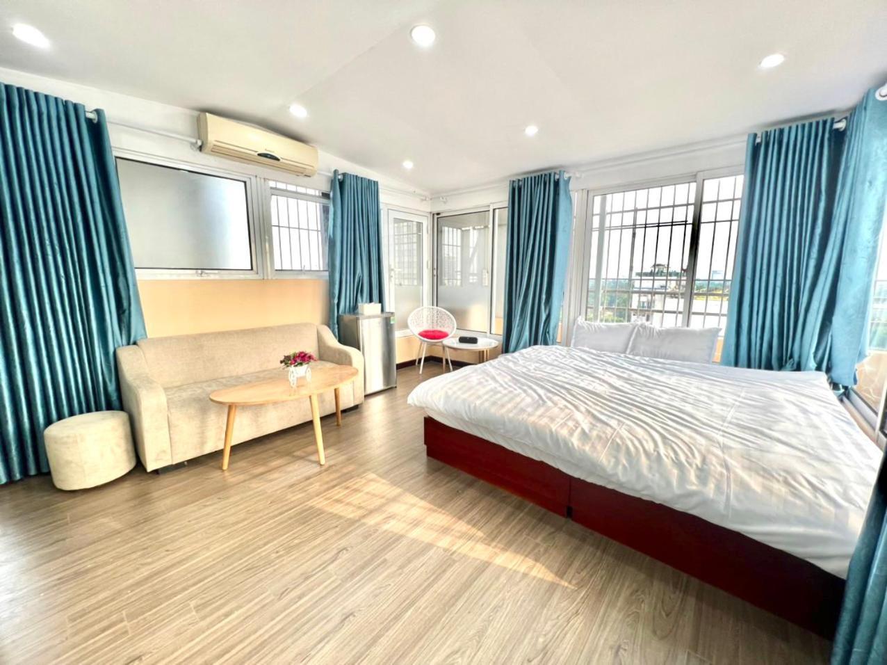 T - Khách sạn 4*