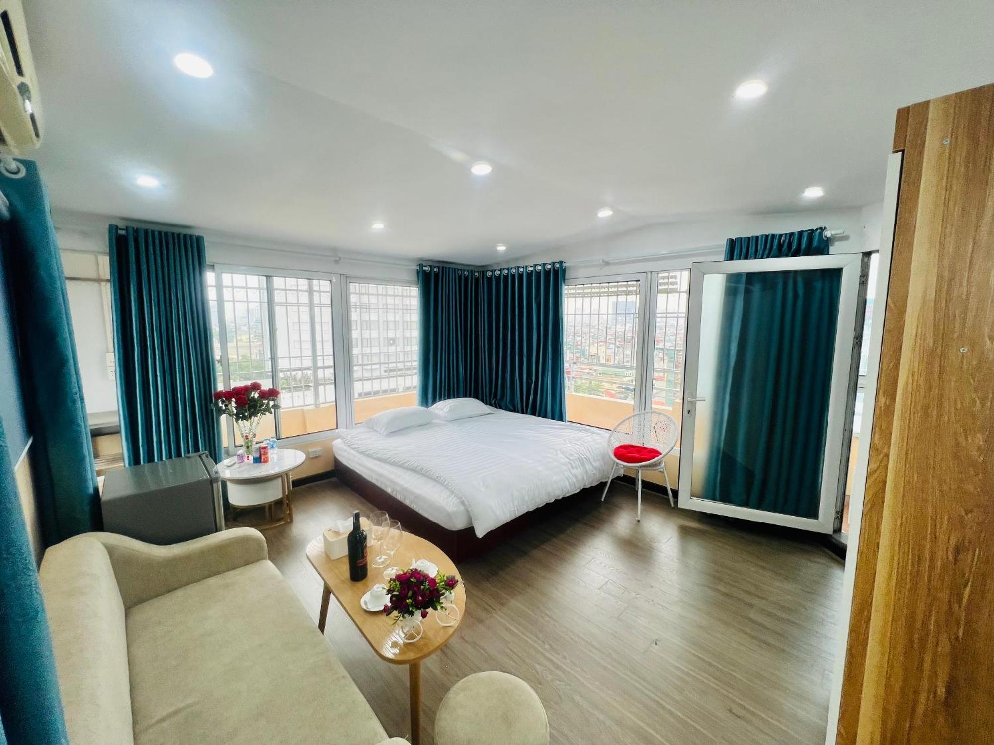 T - Khách sạn 4*